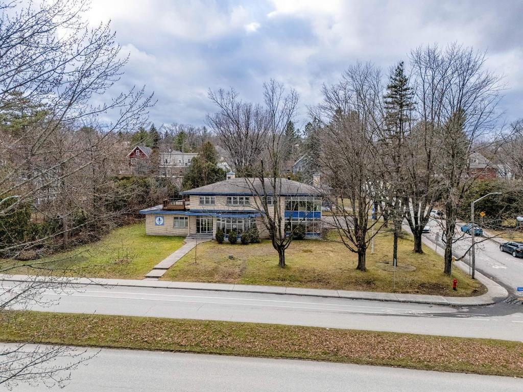 









525


Boul. Queen-Victoria

,
Sherbrooke (Les Nations),




QC
J1H3R4

