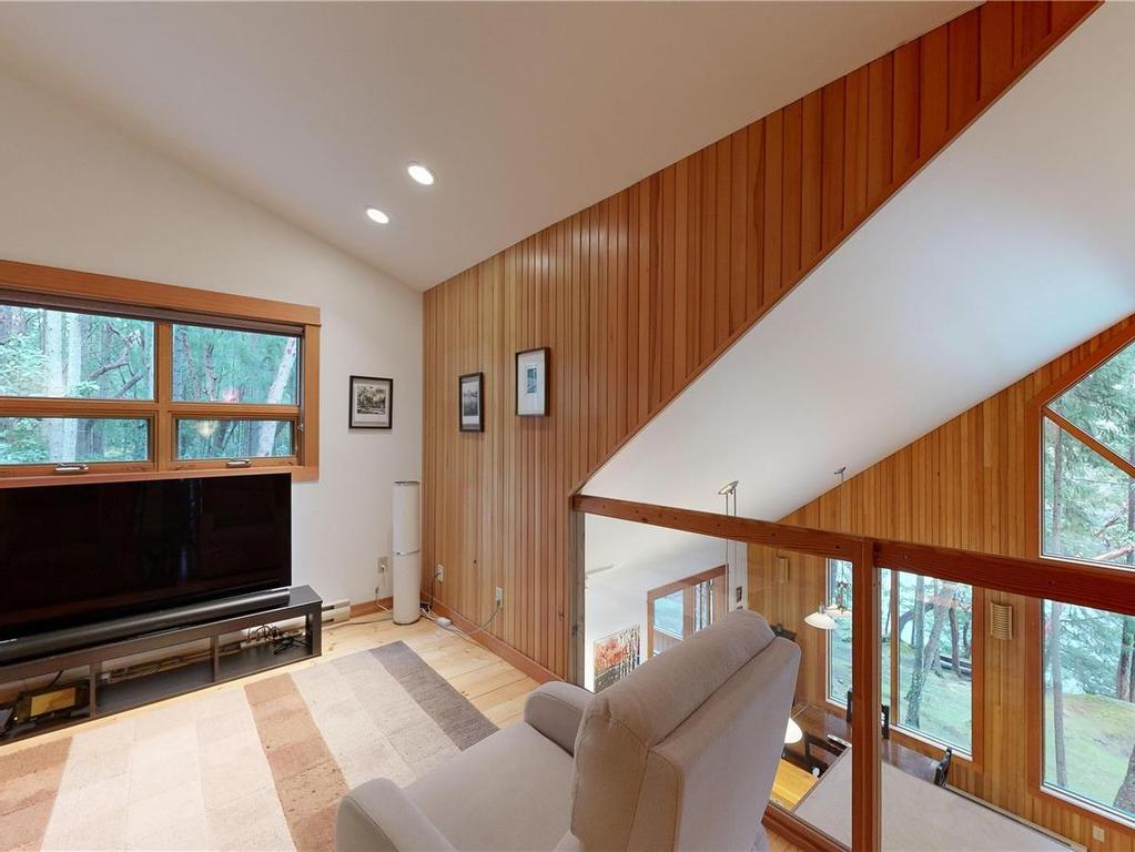 









211


Halibut

Hill,
Mudge Island,




BC
V0R 1X6

