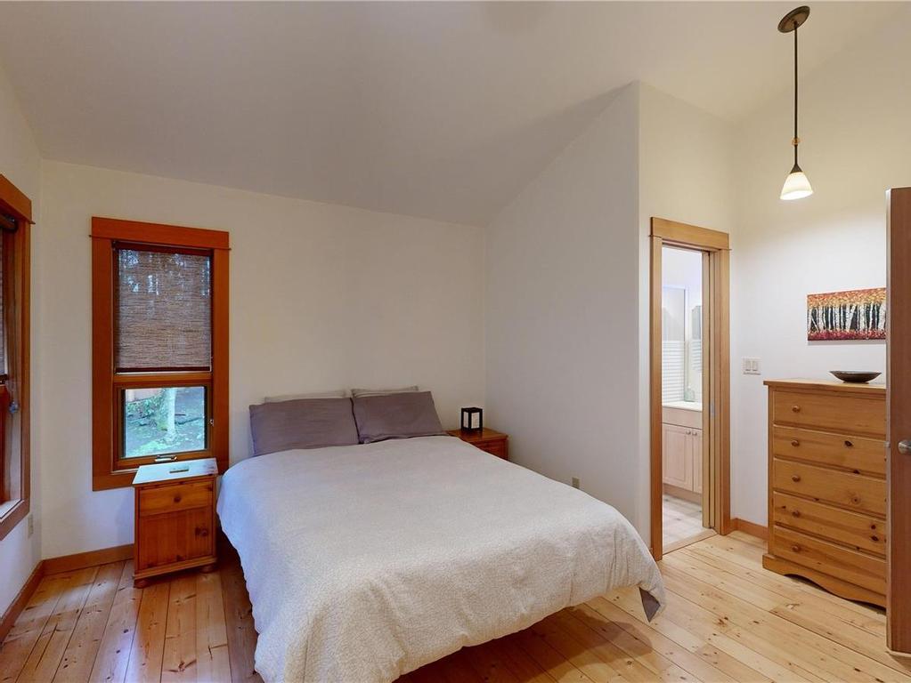 









211


Halibut

Hill,
Mudge Island,




BC
V0R 1X6

