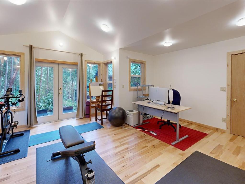 









211


Halibut

Hill,
Mudge Island,




BC
V0R 1X6

