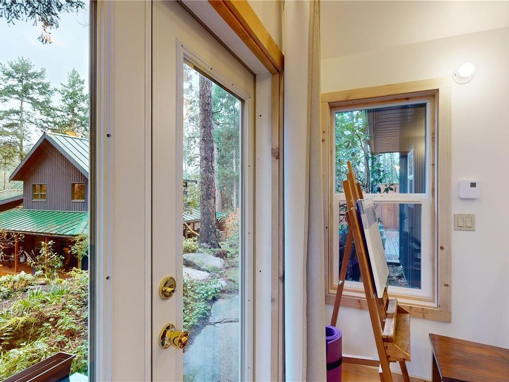 









211


Halibut

Hill,
Mudge Island,




BC
V0R 1X6

