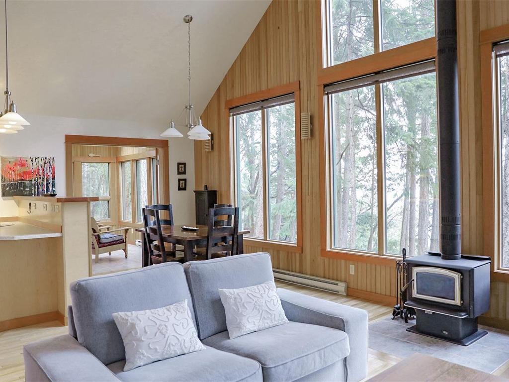 









211


Halibut

Hill,
Mudge Island,




BC
V0R 1X6

