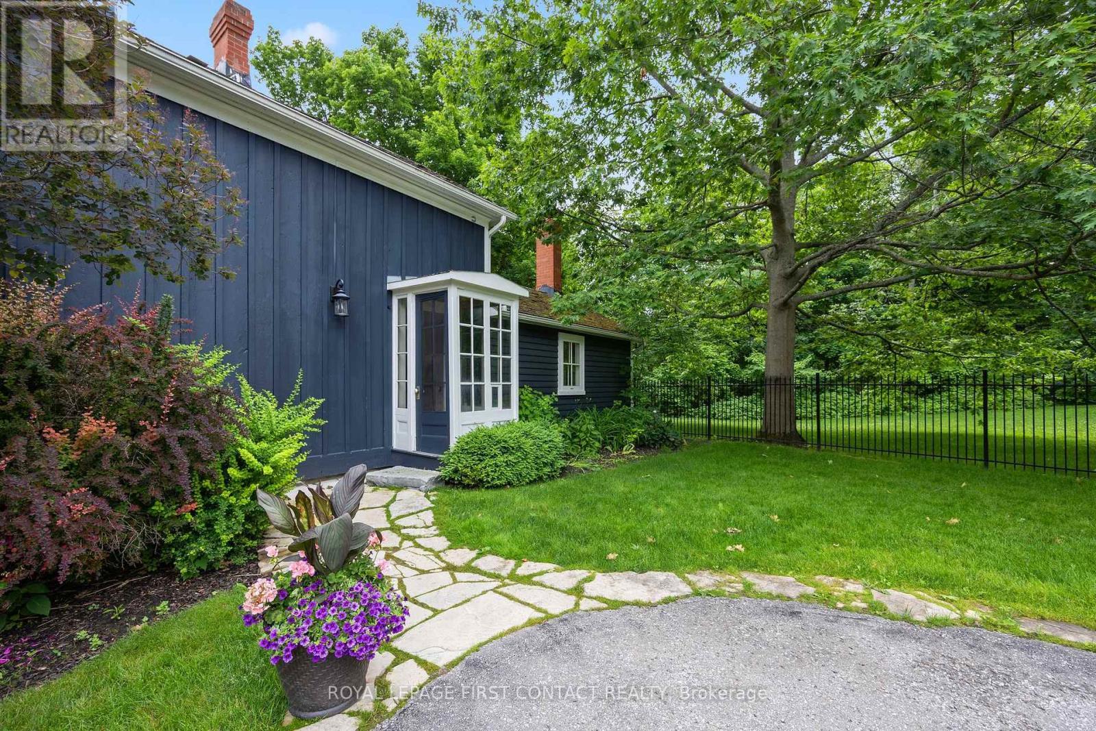 












311 TOLLENDAL MILL ROAD

,
Barrie,




Ontario
L4N7S6

