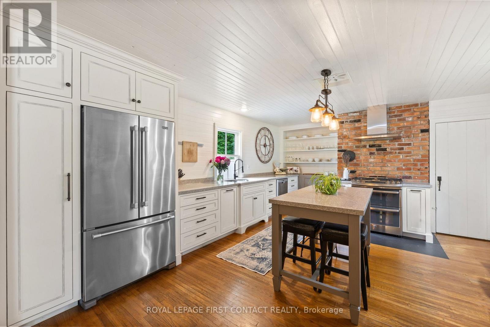 












311 TOLLENDAL MILL ROAD

,
Barrie,




Ontario
L4N7S6

