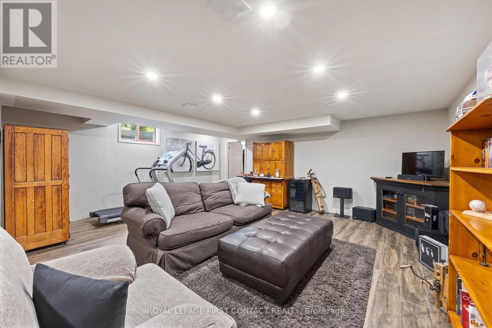 












311 TOLLENDAL MILL ROAD

,
Barrie,




Ontario
L4N7S6

