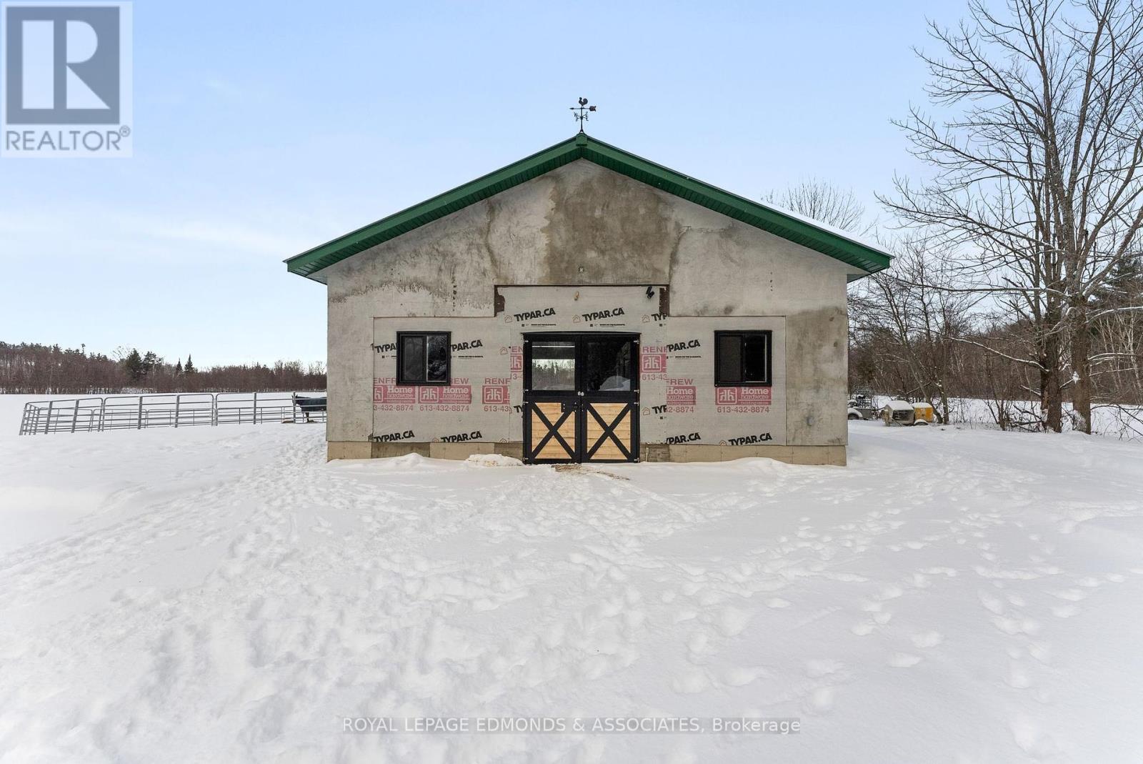 












276 JIM BARR ROAD

,
Horton,




Ontario
K7V3Z8

