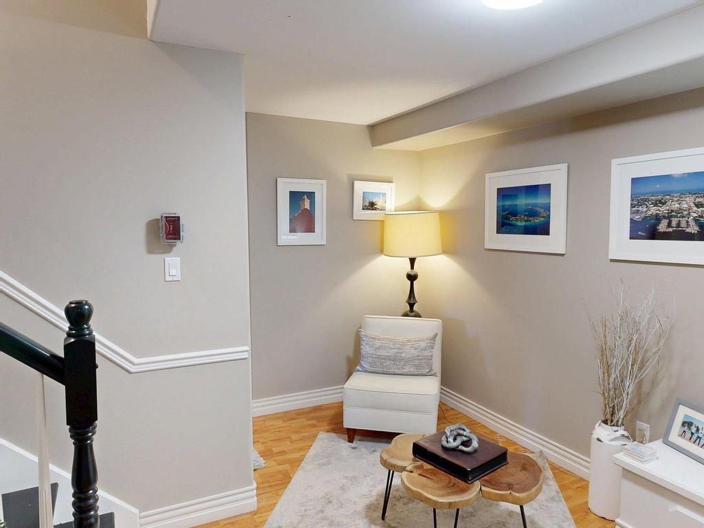












927 Shore Drive

,
Bedford,




NS
B4A 2E6

