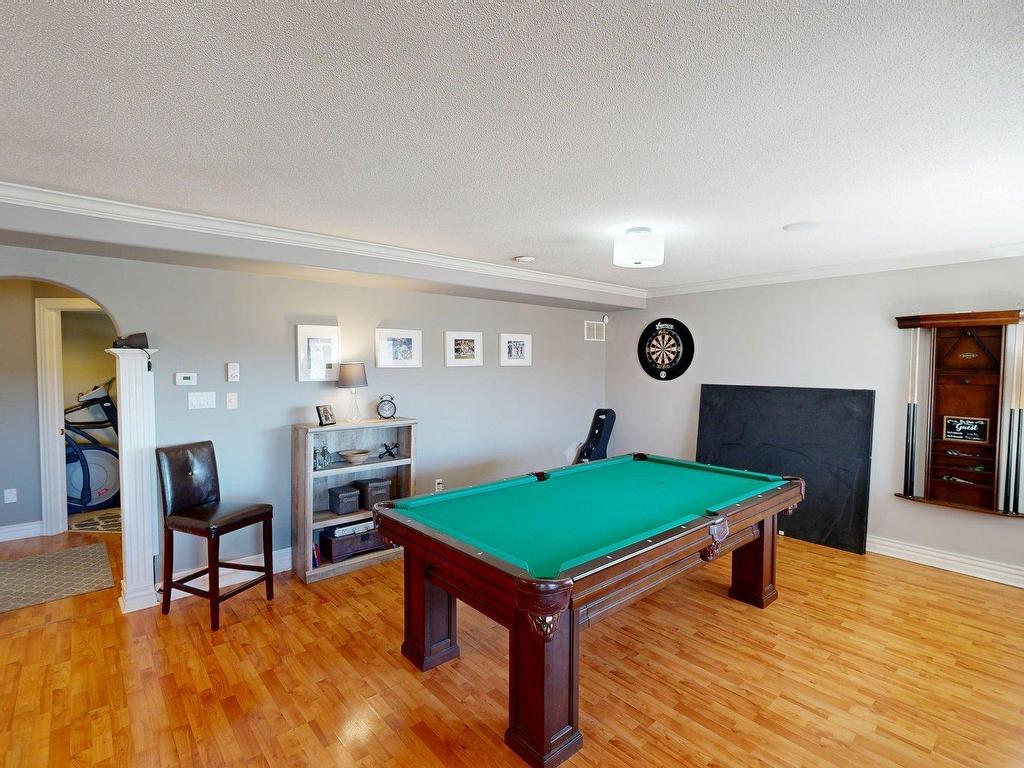 












927 Shore Drive

,
Bedford,




NS
B4A 2E6

