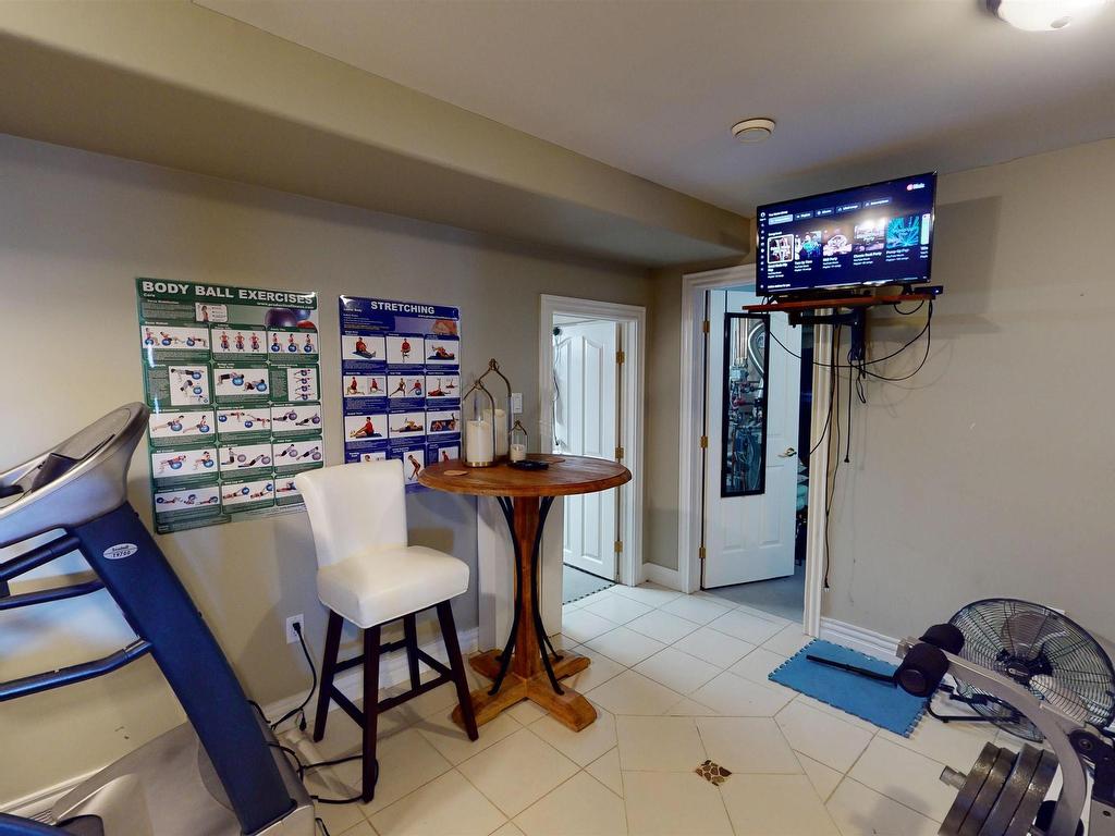












927 Shore Drive

,
Bedford,




NS
B4A 2E6


