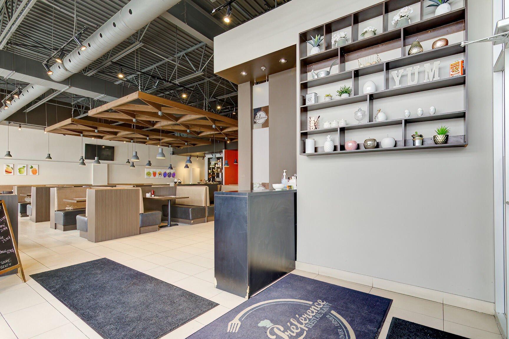 









9061


Route Sir-Wilfrid-Laurier

, 101,
Mirabel,




QC
J7N1L6

