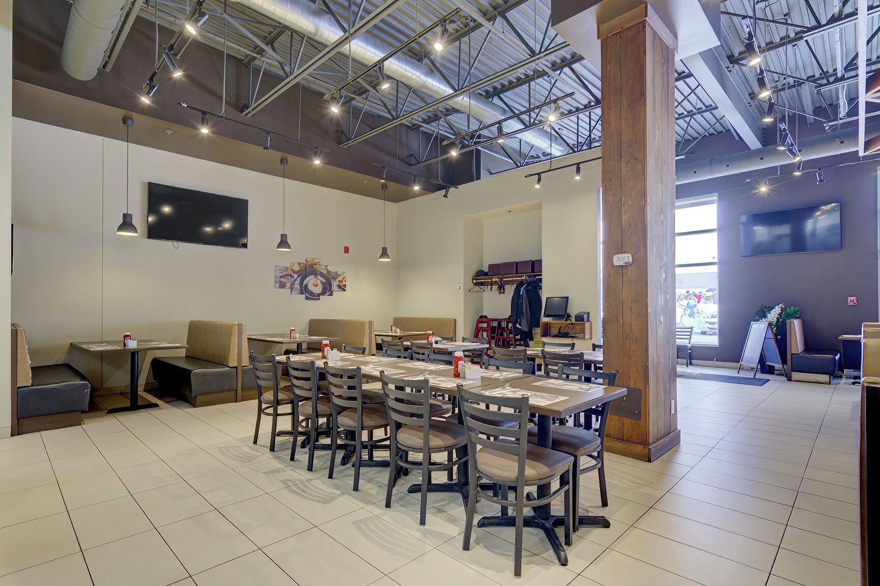 









9061


Route Sir-Wilfrid-Laurier

, 101,
Mirabel,




QC
J7N1L6

