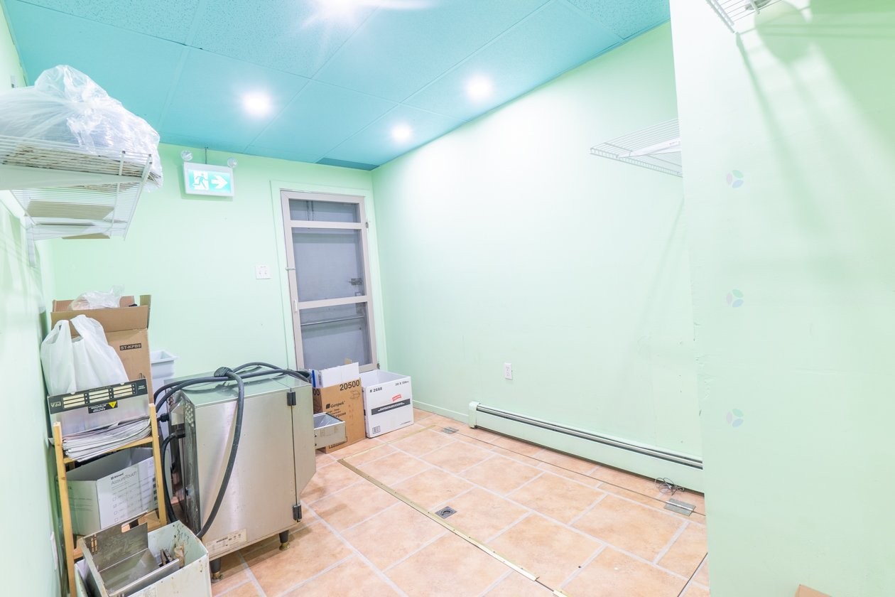 









660

 - 670


Rue Provost

,
Montréal (Lachine),




QC
H8S1M4

