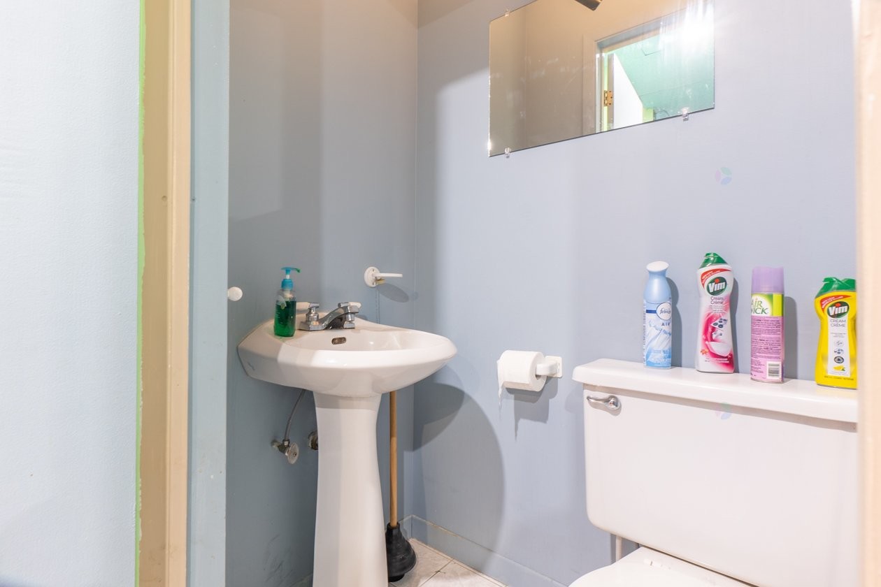 









660

 - 670


Rue Provost

,
Montréal (Lachine),




QC
H8S1M4

