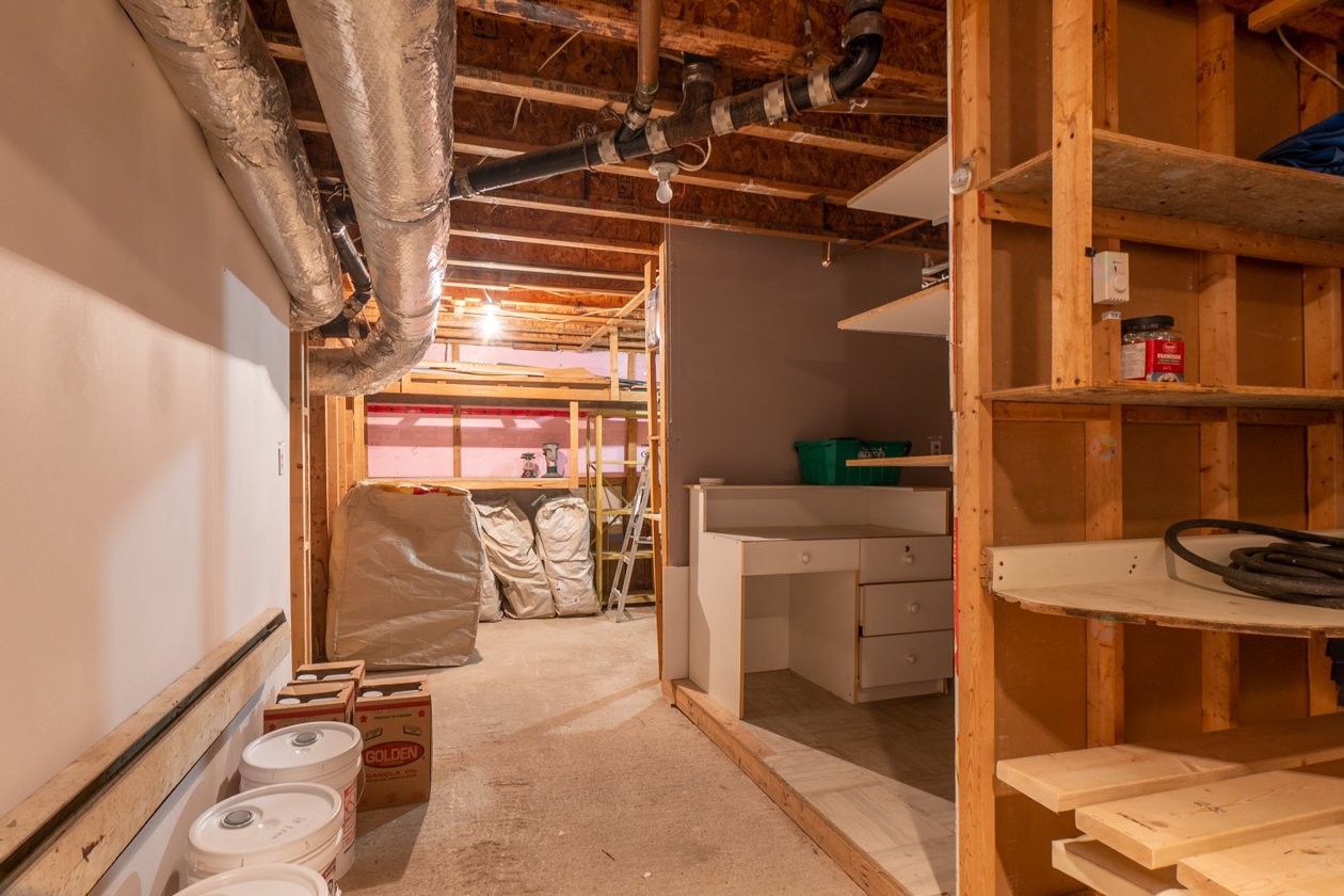 









660

 - 670


Rue Provost

,
Montréal (Lachine),




QC
H8S1M4

