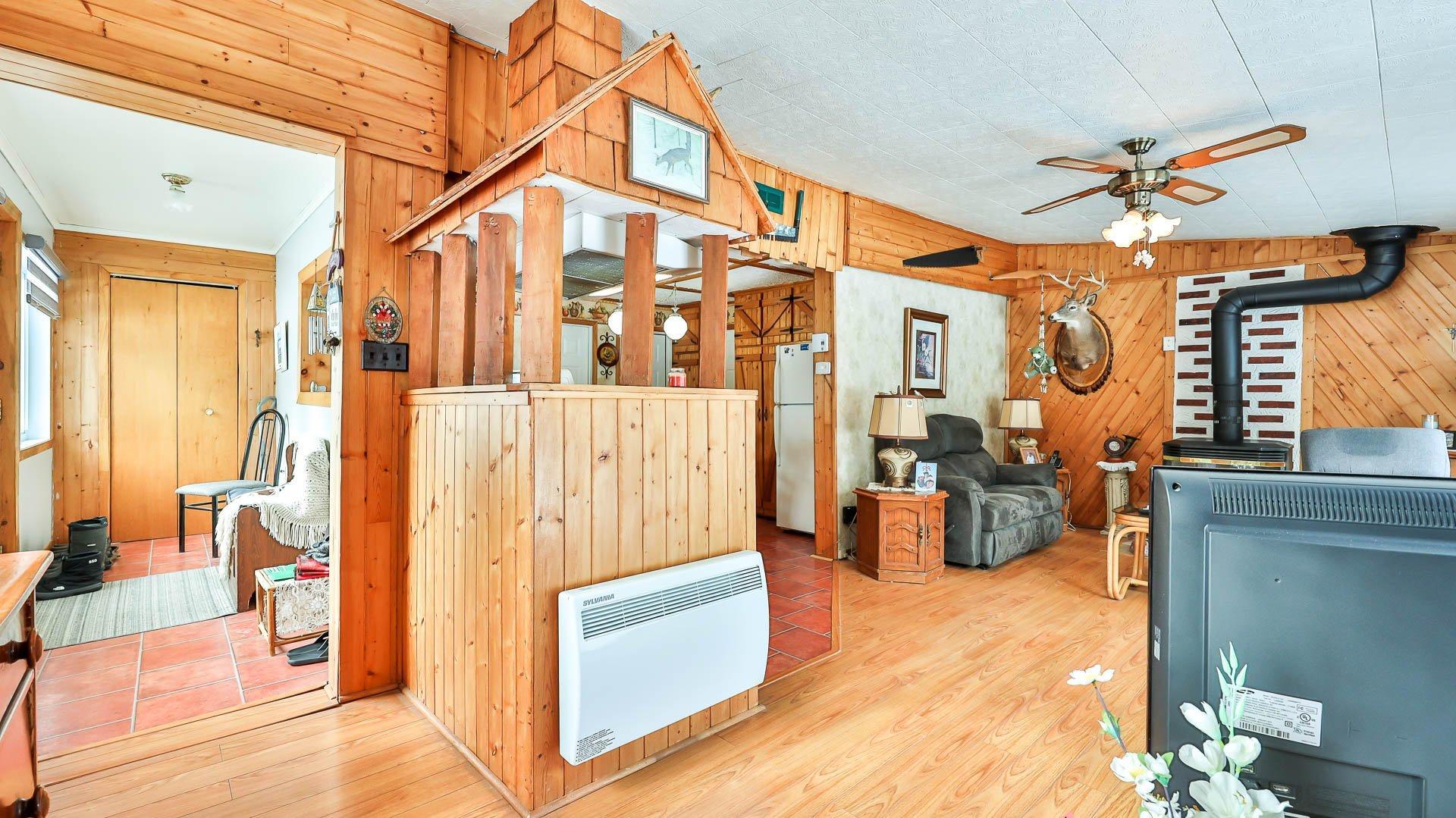 









6


Rue Séguin

,
Notre-Dame-de-la-Paix,




QC
J0V1P0

