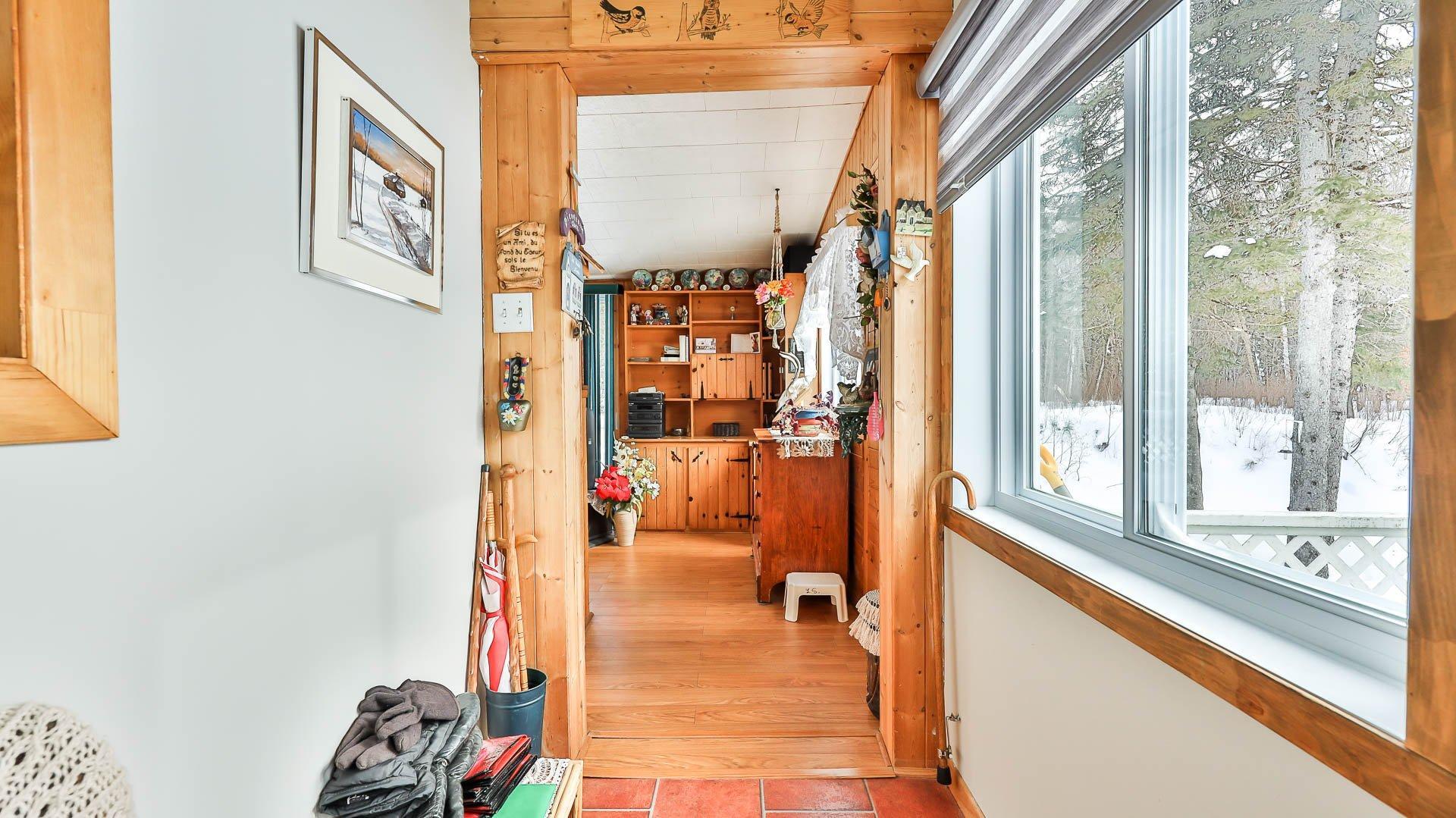 









6


Rue Séguin

,
Notre-Dame-de-la-Paix,




QC
J0V1P0

