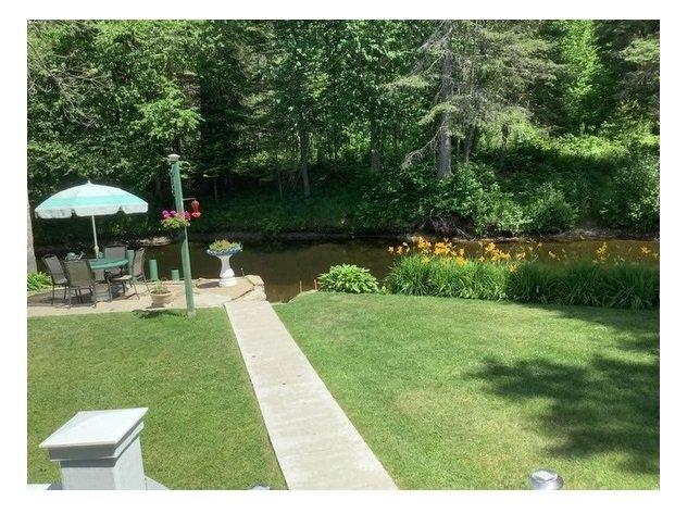 









6


Rue Séguin

,
Notre-Dame-de-la-Paix,




QC
J0V1P0

