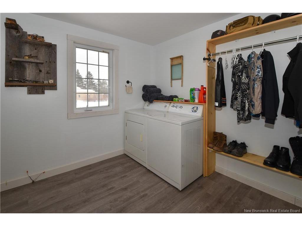 









749


Saint-Joseph

,
Saint-Léolin,




NB
E8N 2N8

