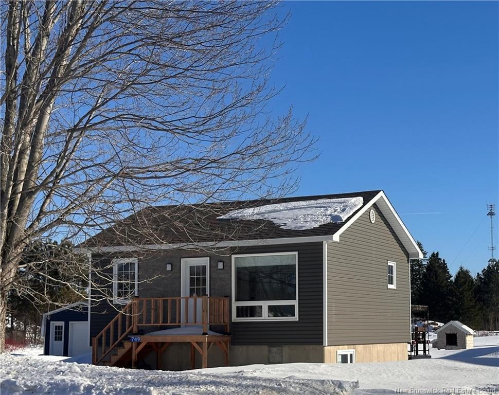 









749


Saint-Joseph

,
Saint-Léolin,




NB
E8N 2N8


