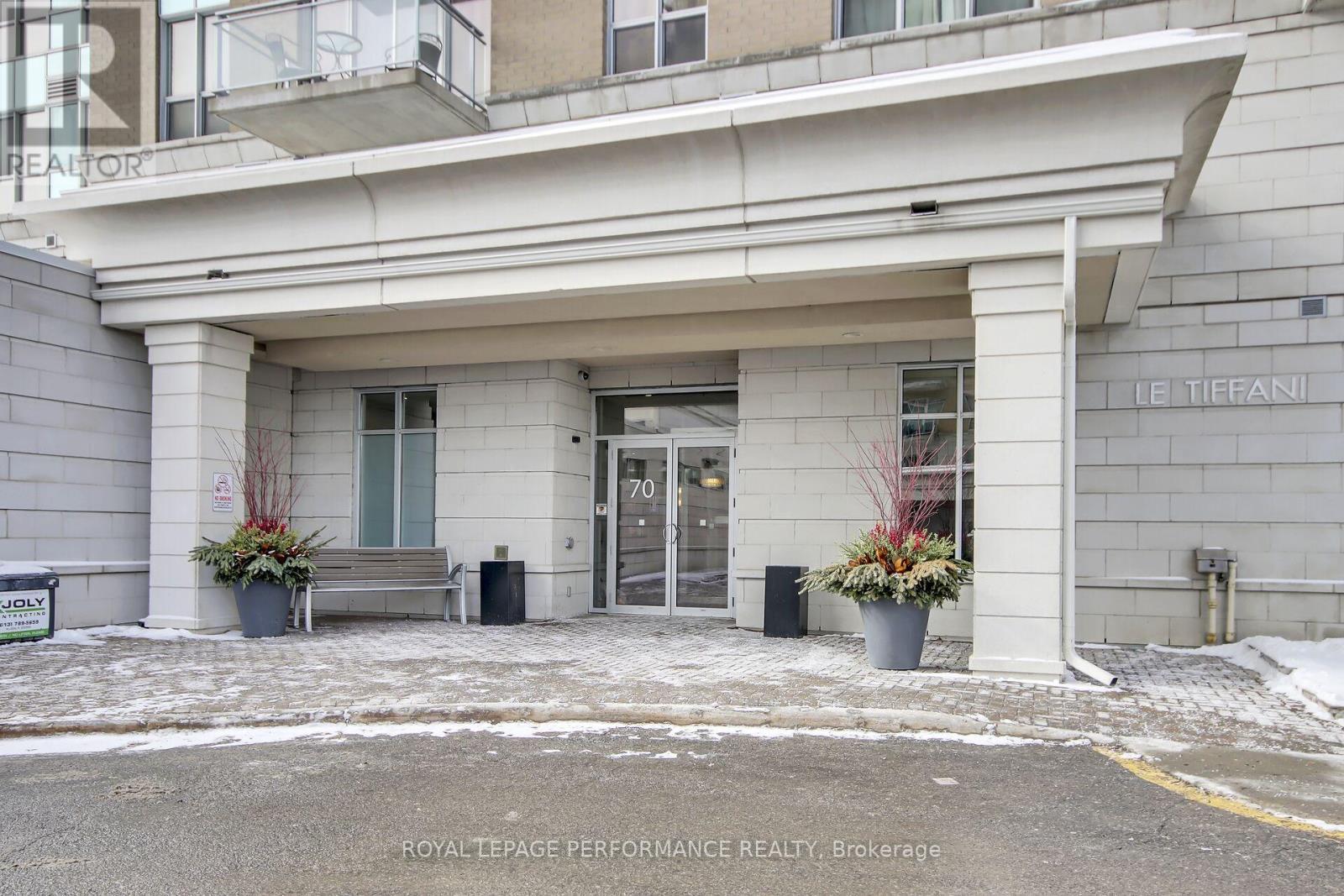 












1807 - 70 LANDRY STREET

,
Ottawa,




Ontario
K1L0A8

