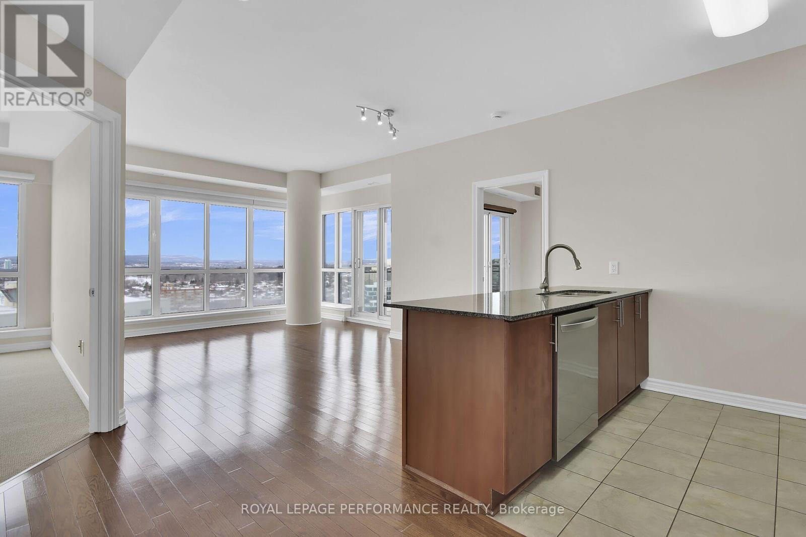 












1807 - 70 LANDRY STREET

,
Ottawa,




Ontario
K1L0A8

