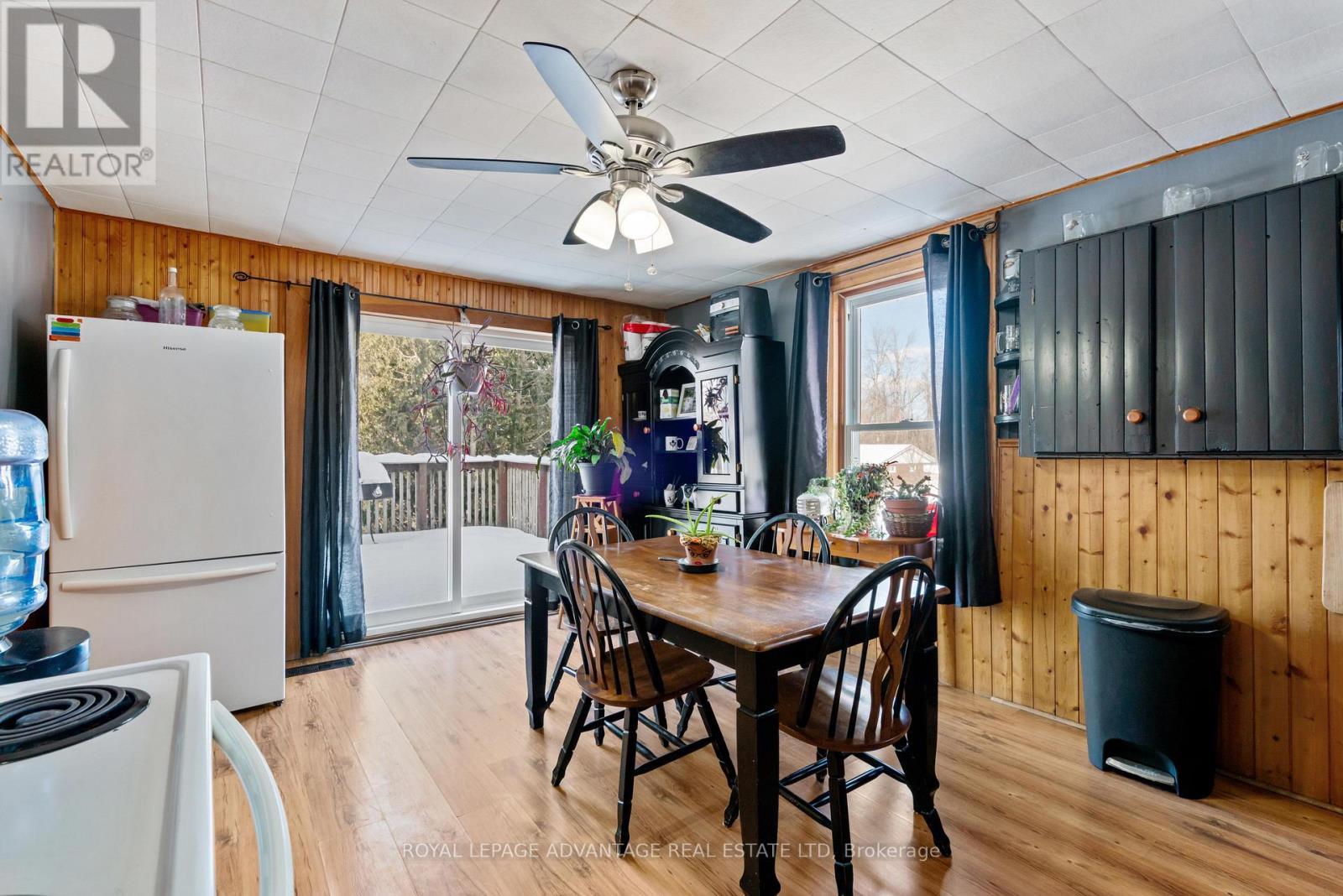 












37 WILLIAM STREET

,
Rideau Lakes,




Ontario
K0E1G0

