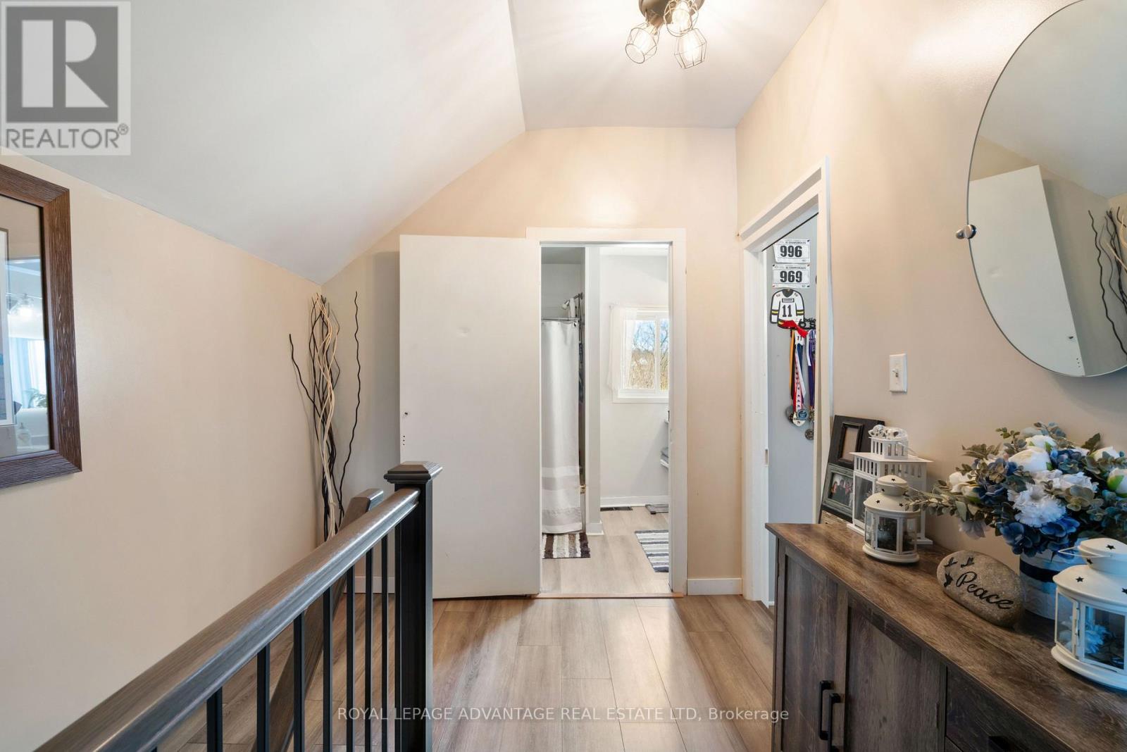 












37 WILLIAM STREET

,
Rideau Lakes,




Ontario
K0E1G0

