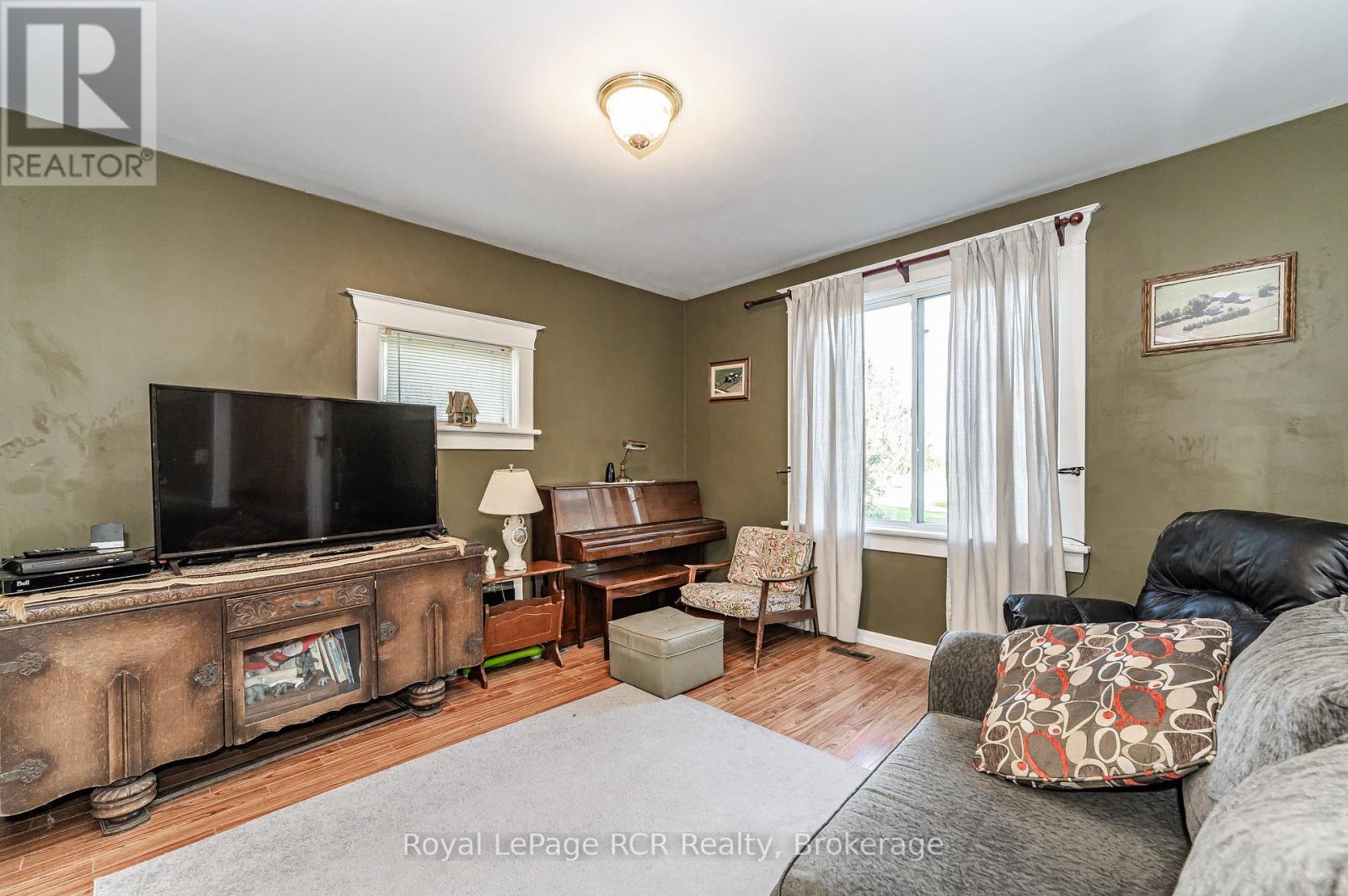 












183648 GREY ROAD 9 ROAD E

,
Southgate,







Ontario
N0G2A0

