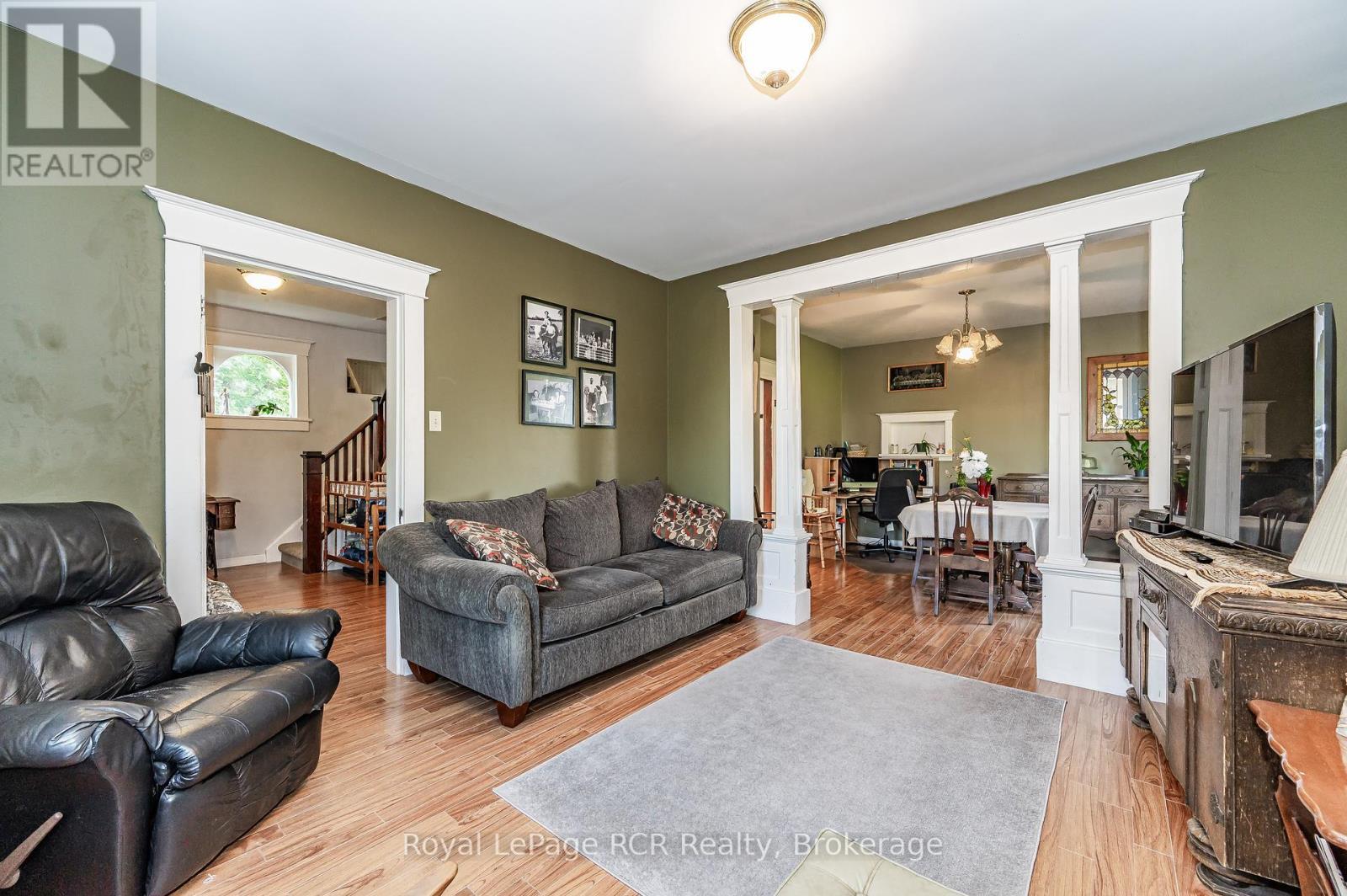 












183648 GREY ROAD 9 ROAD E

,
Southgate,







Ontario
N0G2A0

