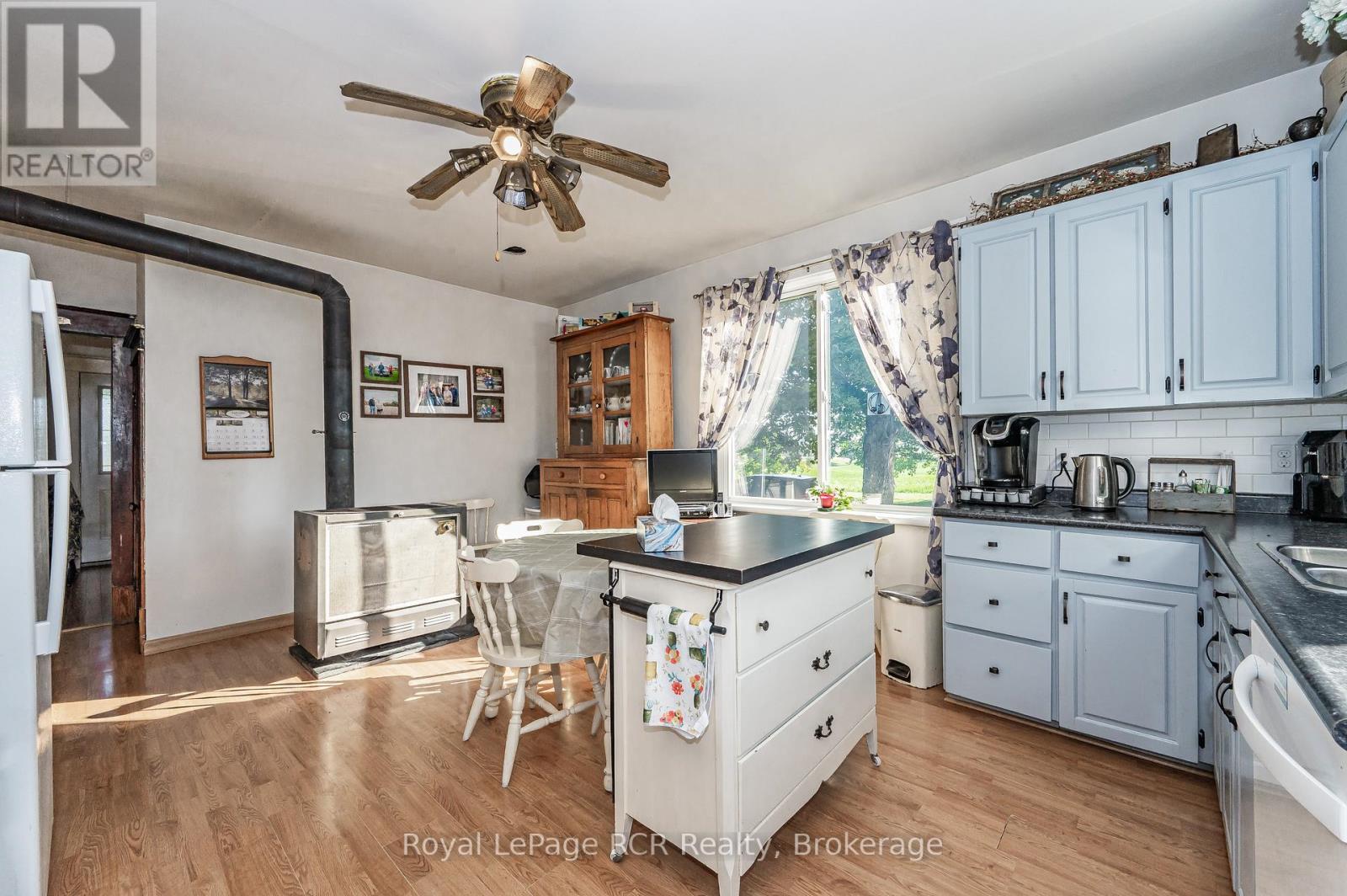 












183648 GREY ROAD 9 ROAD E

,
Southgate,







Ontario
N0G2A0

