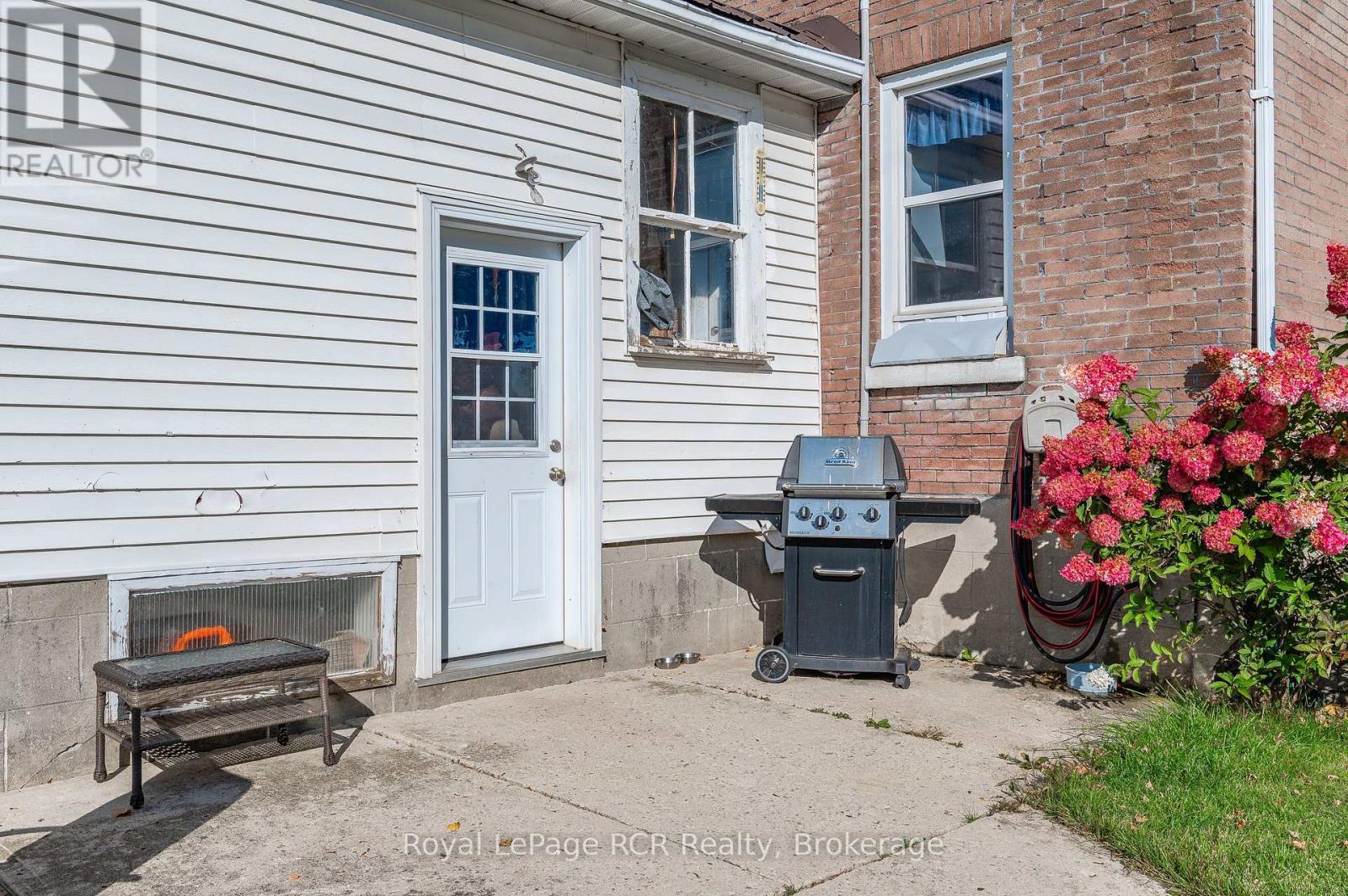 












183648 GREY ROAD 9 ROAD E

,
Southgate,







Ontario
N0G2A0

