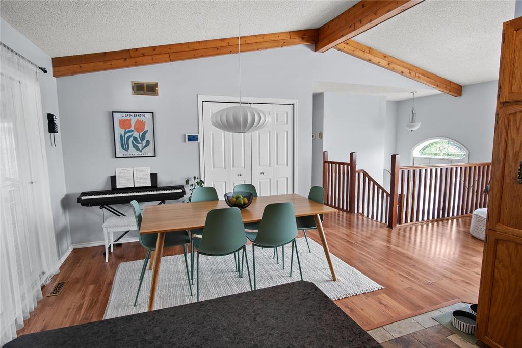 












209 Crocus Drive

,
Swan River,




Manitoba
R0L1Z0

