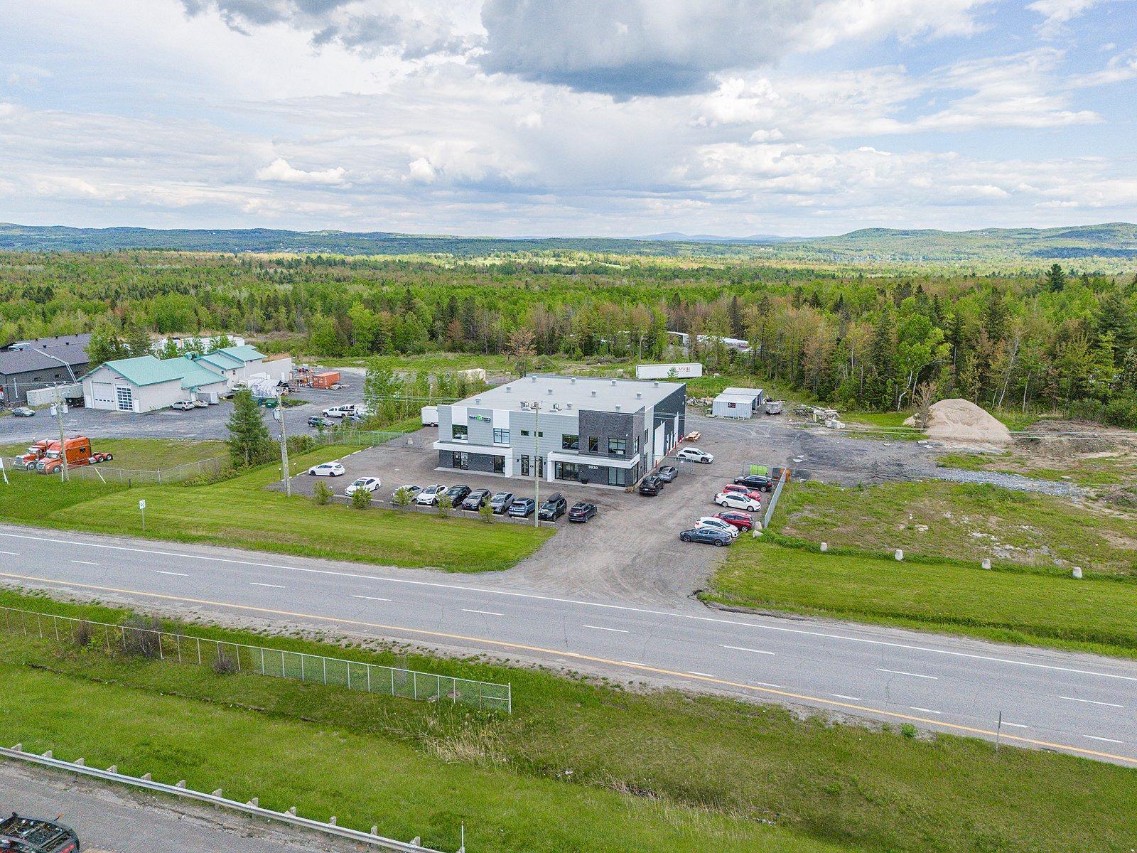 









9930


Boul. Bourque

, BÂTISSE,
Sherbrooke (Brompton/Rock Forest/Saint-Élie/Deauville),




QC
J1N0G2

