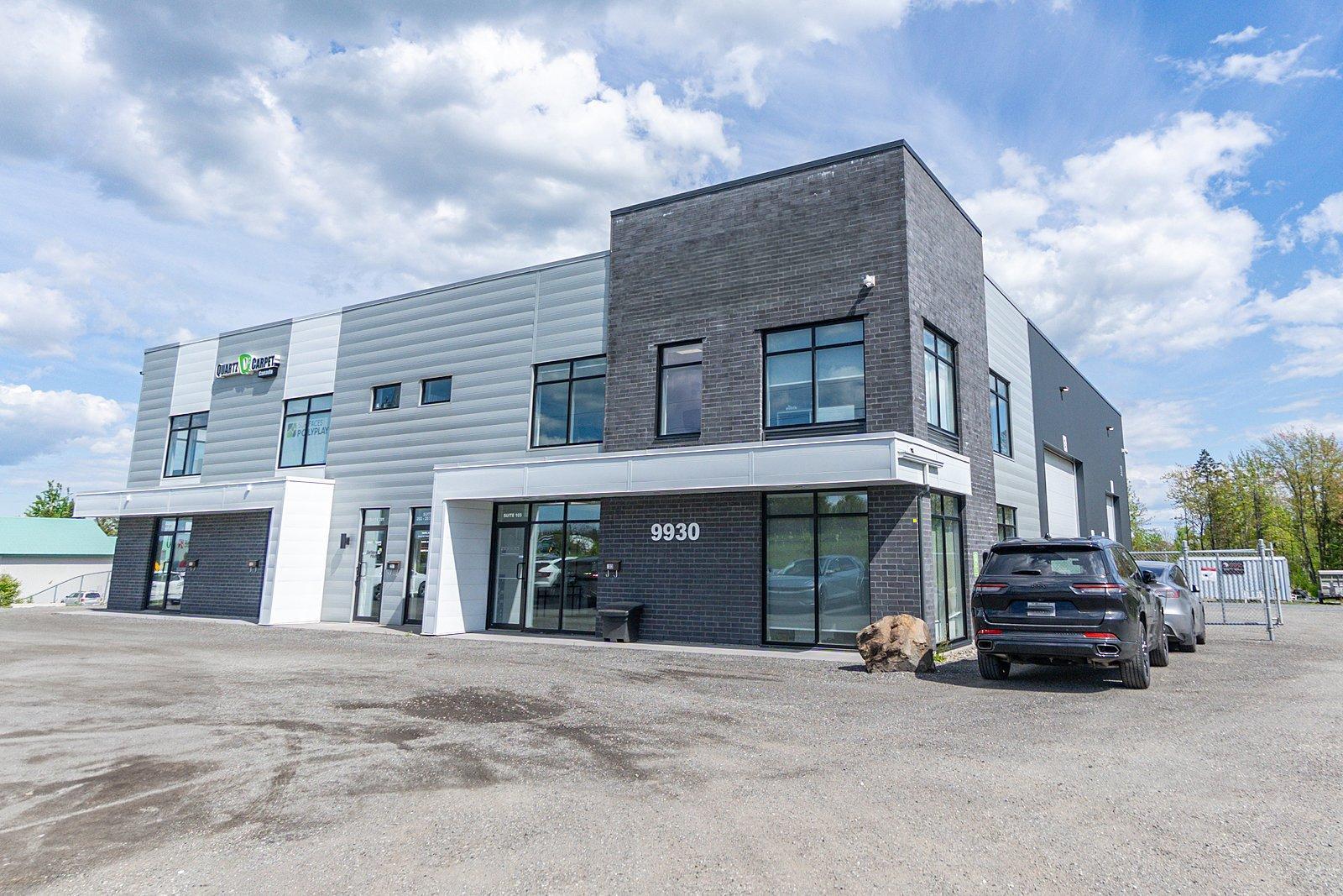 









9930


Boul. Bourque

, BÂTISSE,
Sherbrooke (Brompton/Rock Forest/Saint-Élie/Deauville),




QC
J1N0G2

