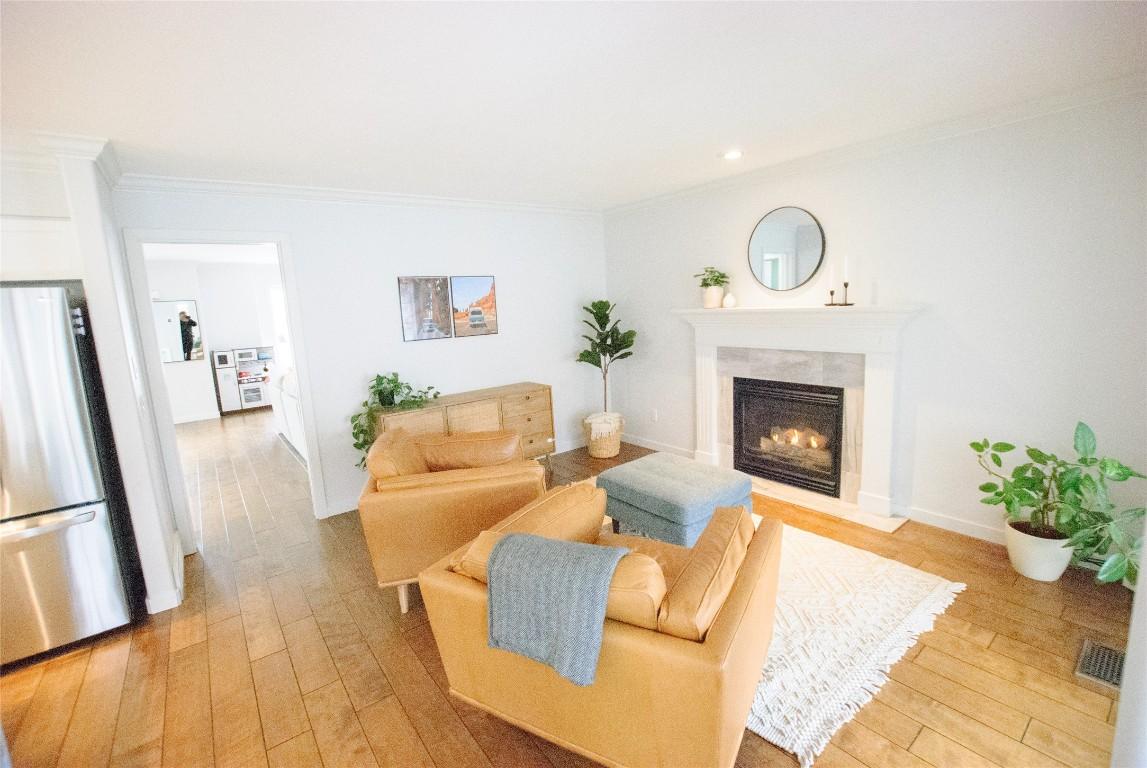 









665


Cook

Road, 104,
Kelowna,




BC
V1W 4T4

