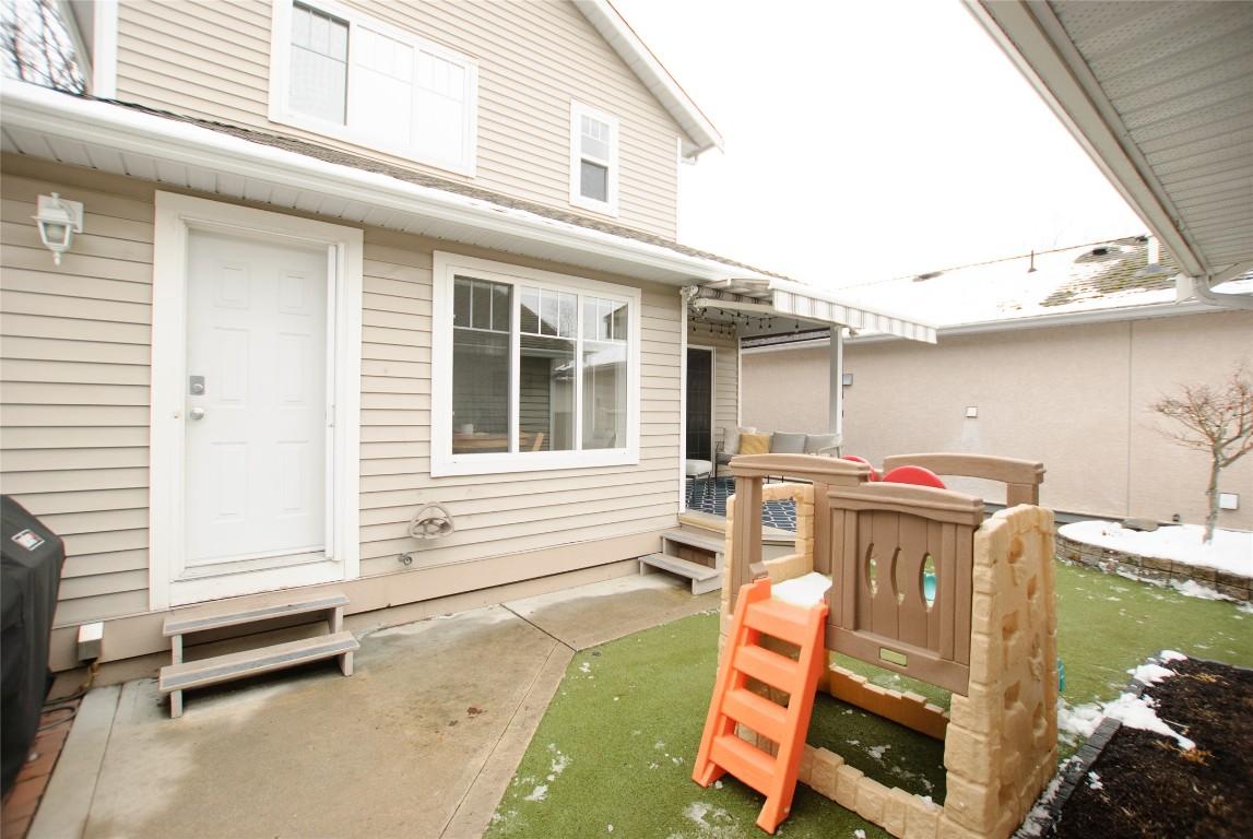 









665


Cook

Road, 104,
Kelowna,




BC
V1W 4T4

