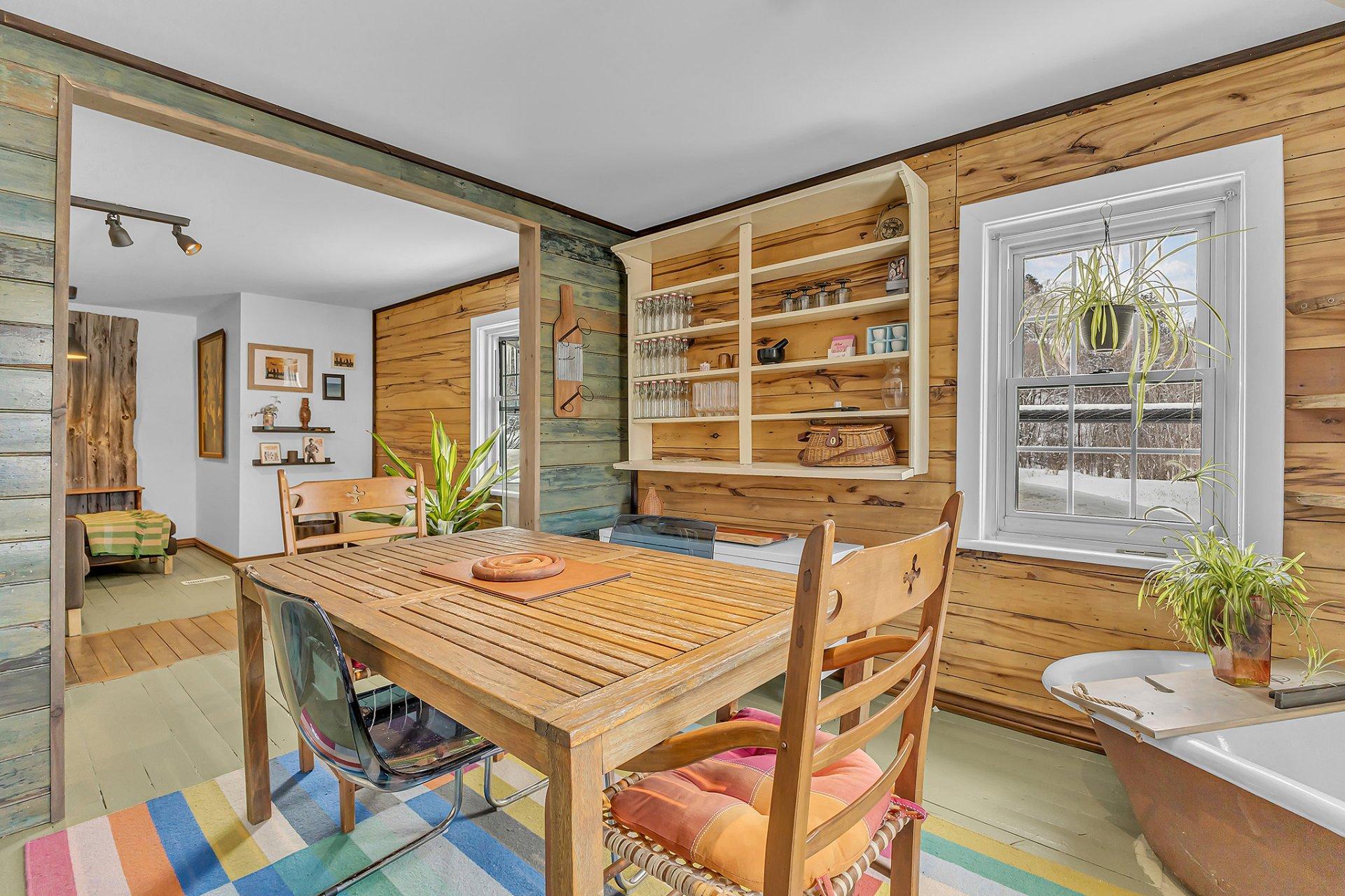 









754


Route Principale

,
Val-des-Monts,




QC
J8N0H5

