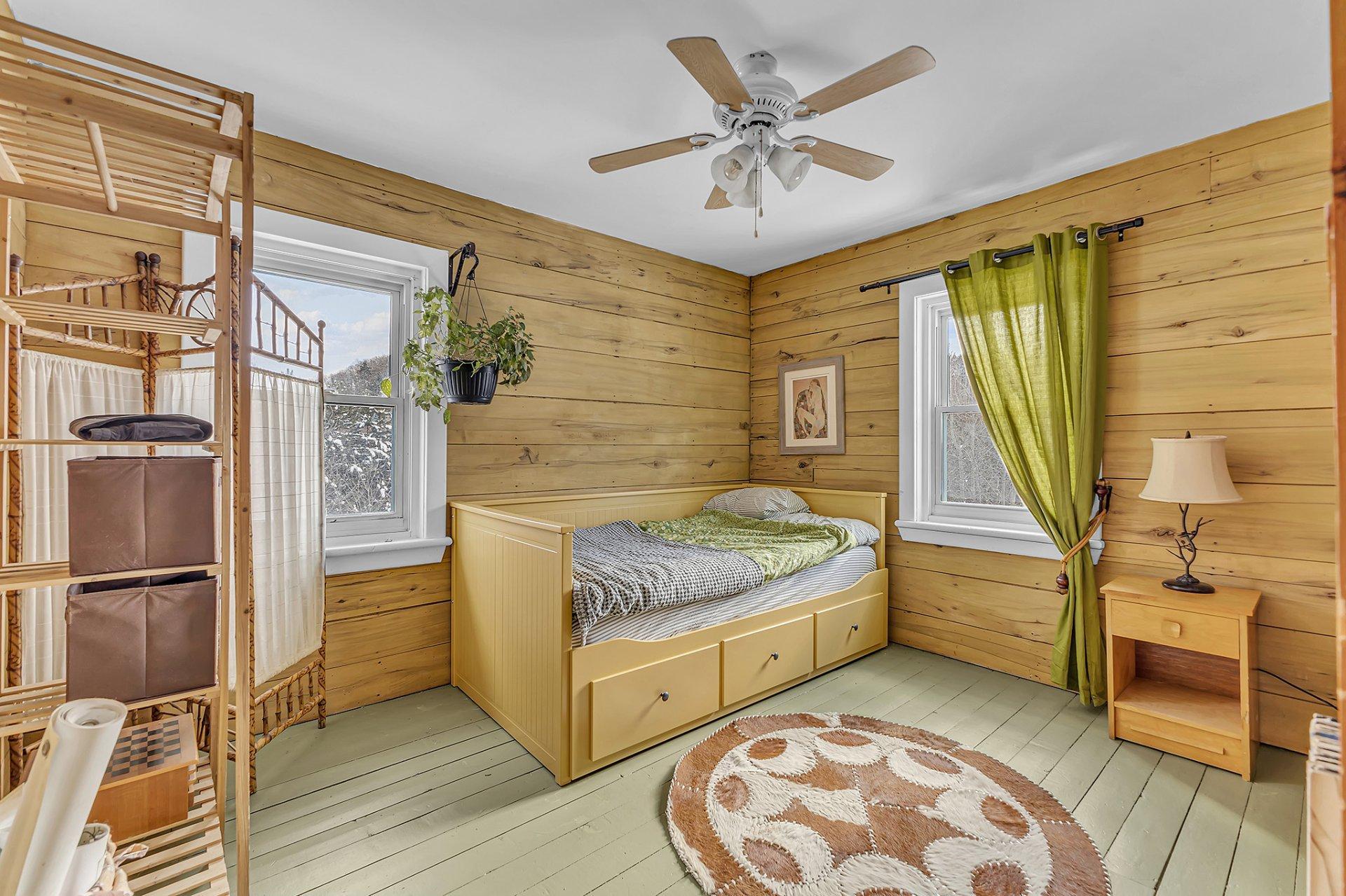 









754


Route Principale

,
Val-des-Monts,




QC
J8N0H5

