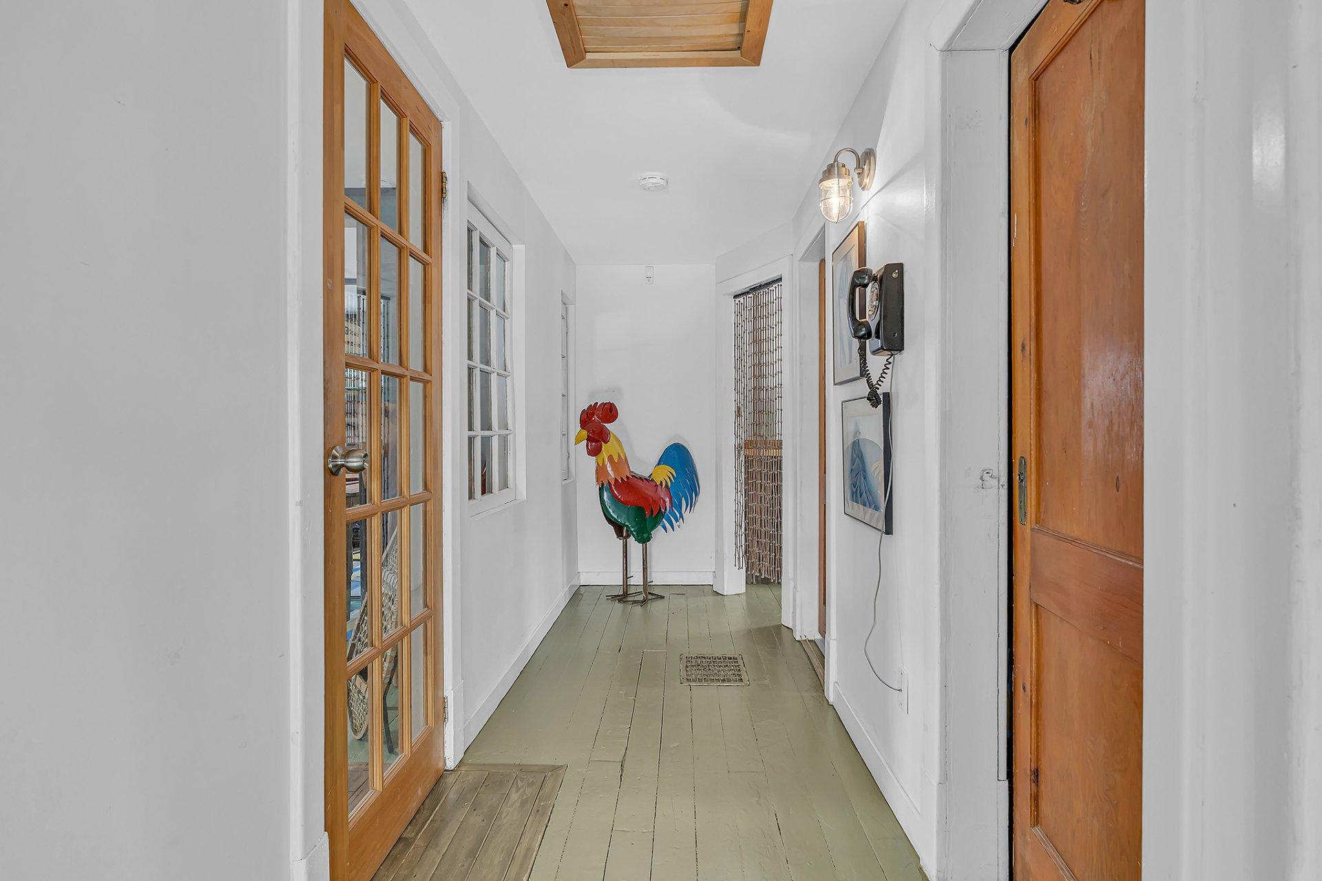 









754


Route Principale

,
Val-des-Monts,




QC
J8N0H5


