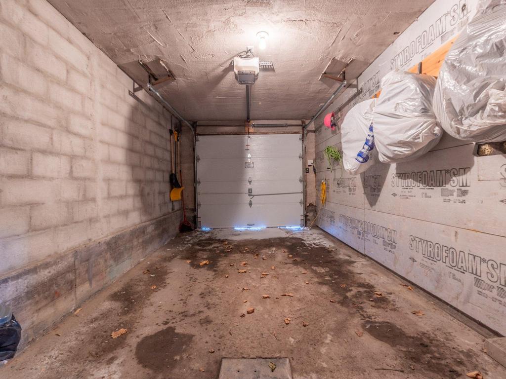 









10350


Av. Bruchési

,
Montréal (Ahuntsic-Cartierville),




QC
H2B2S5

