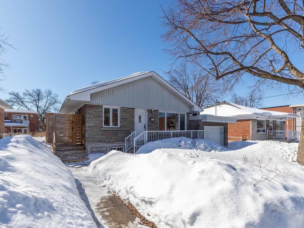 









10350


Av. Bruchési

,
Montréal (Ahuntsic-Cartierville),




QC
H2B2S5

