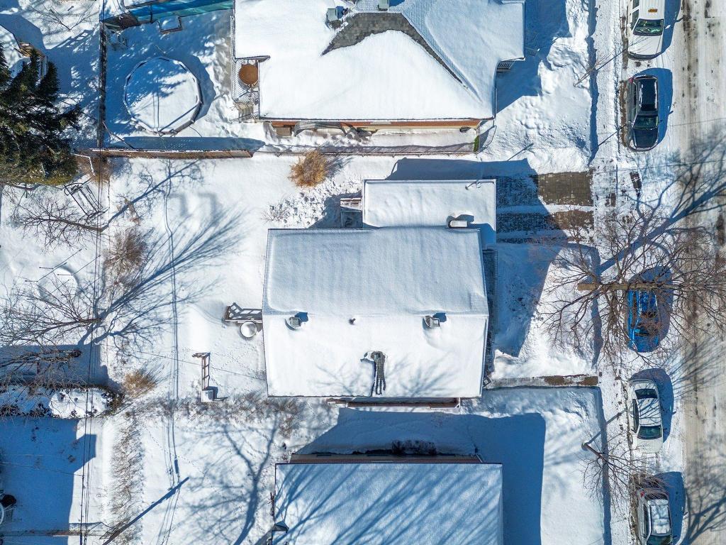 









10350


Av. Bruchési

,
Montréal (Ahuntsic-Cartierville),




QC
H2B2S5

