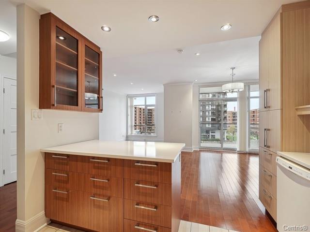 









2865


Av. du Cosmodôme

, 404,
Laval (Chomedey),




QC
H7T0G6

