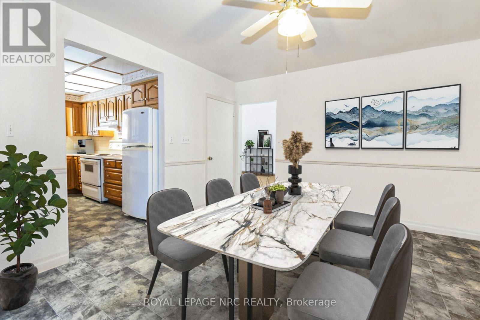 












13 WESTMOUNT CRESCENT

,
Welland (Prince Charles),




Ontario
L3C2S5

