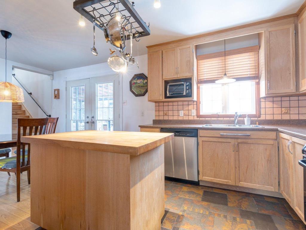 









15


Rue Laurier

,
Verchères,




QC
J0L2R0

