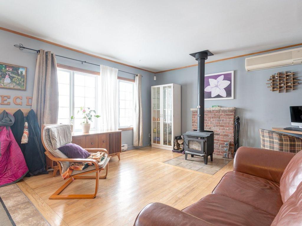 









15


Rue Laurier

,
Verchères,




QC
J0L2R0

