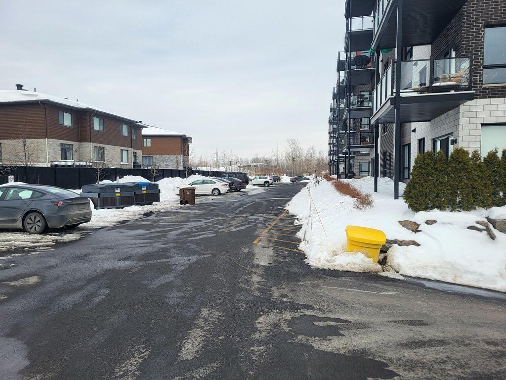 









130


Av. de la Belle-Dame

, 403,
La Prairie,




QC
J5R0T4

