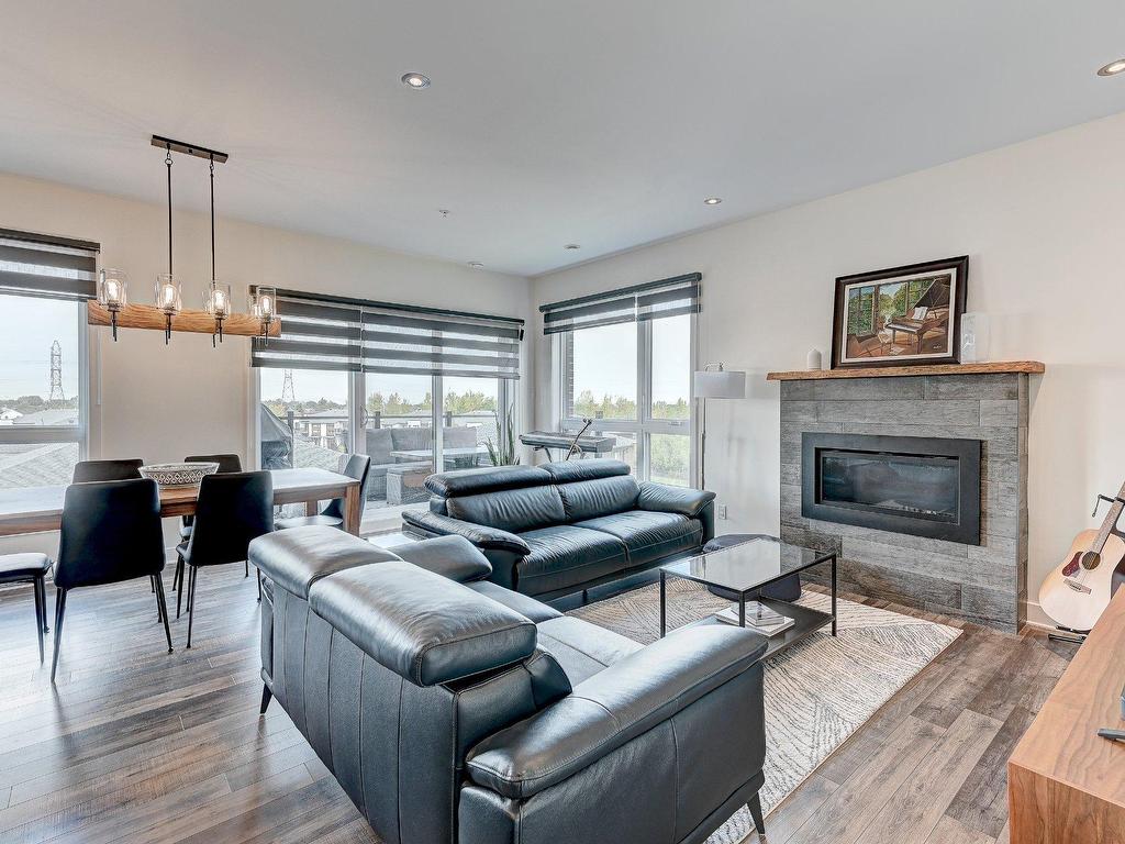 









130


Av. de la Belle-Dame

, 403,
La Prairie,




QC
J5R0T4

