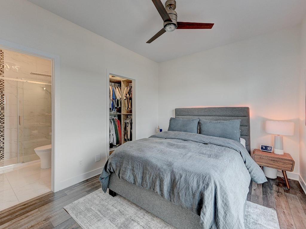 









130


Av. de la Belle-Dame

, 403,
La Prairie,




QC
J5R0T4

