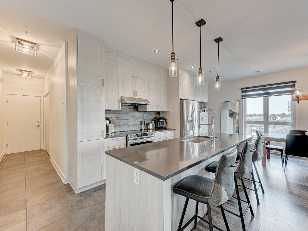 









130


Av. de la Belle-Dame

, 403,
La Prairie,




QC
J5R0T4

